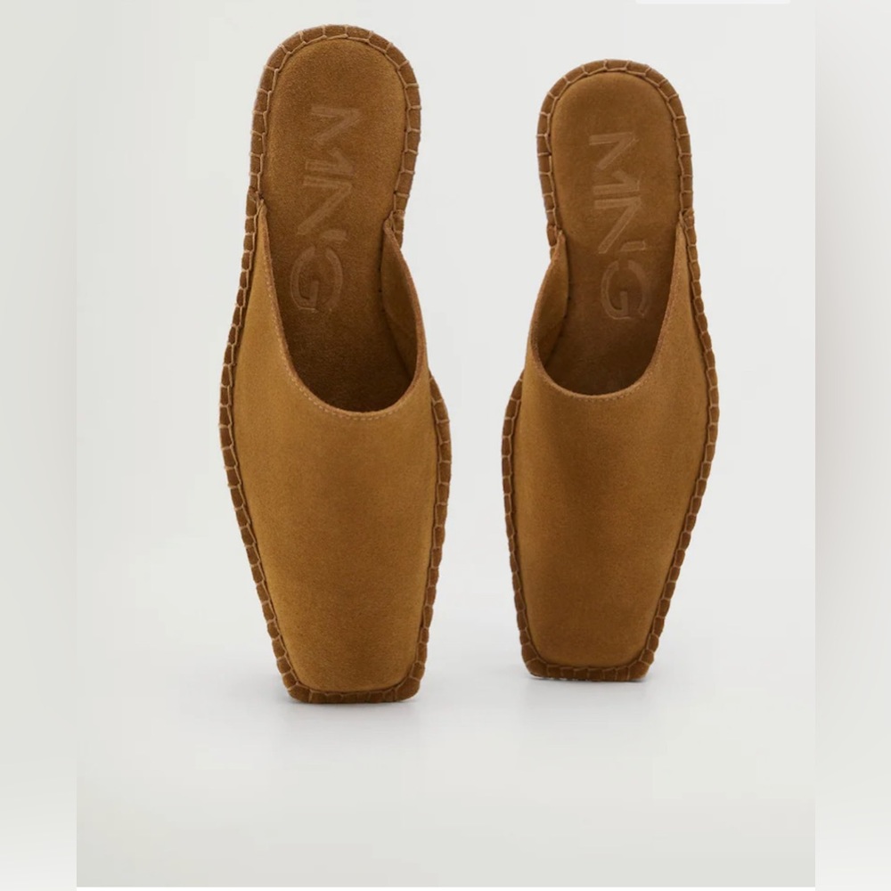 NEW IN BOX leather slip on slides